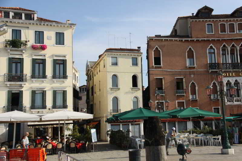 Апартаменты San Simeon Venezia Экстерьер фото